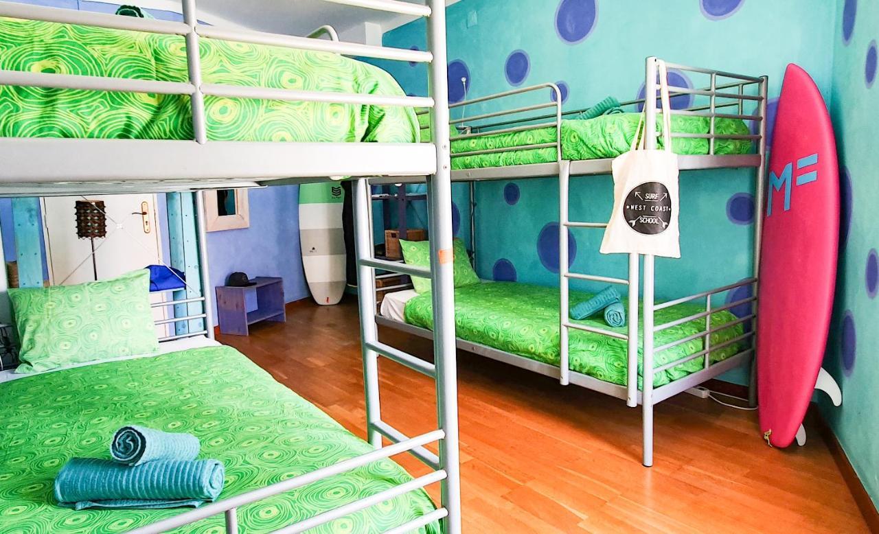 Ericeira Surf Camp Hostel Ngoại thất bức ảnh