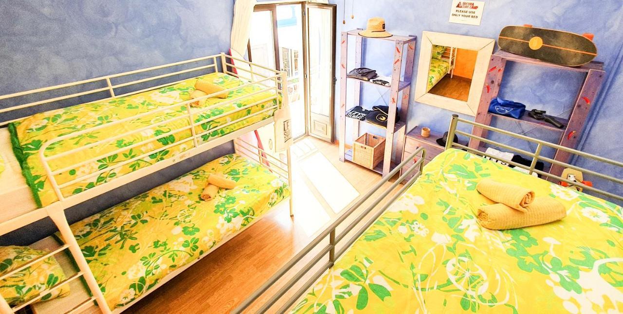 Ericeira Surf Camp Hostel Ngoại thất bức ảnh
