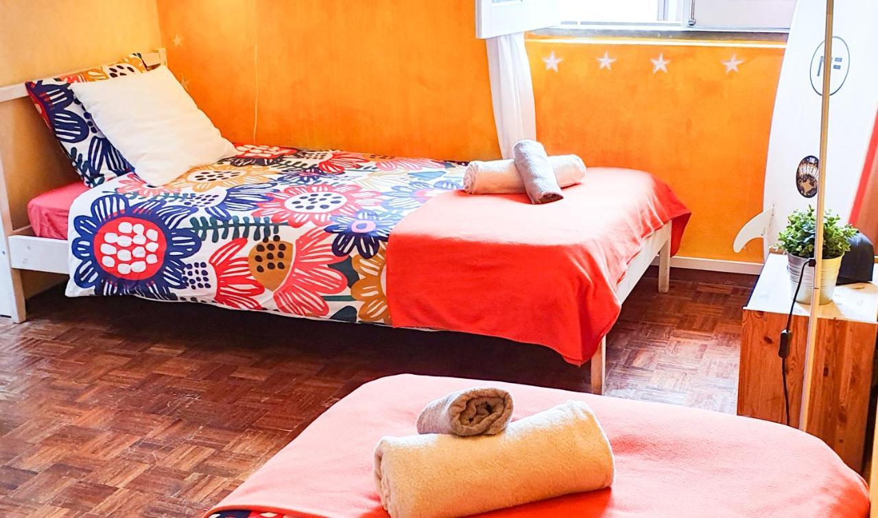 Ericeira Surf Camp Hostel Ngoại thất bức ảnh