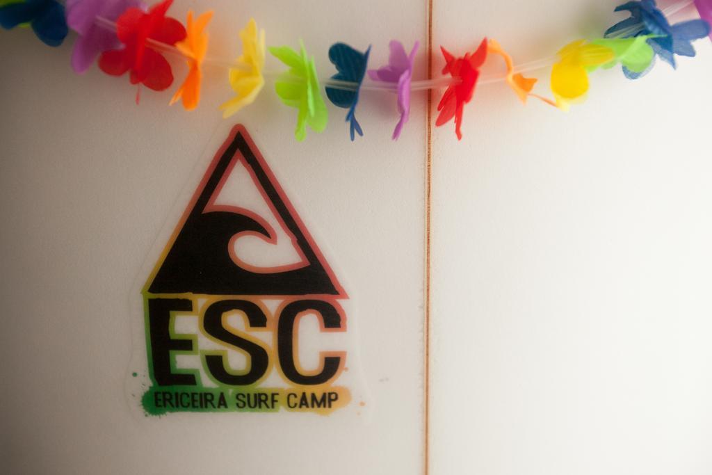 Ericeira Surf Camp Hostel Ngoại thất bức ảnh